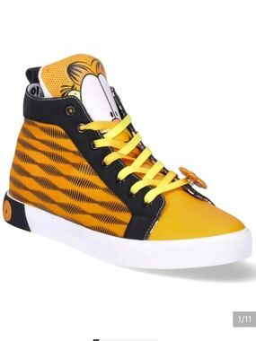 GARFIELD Groundup Hi- Top Cartoon Canvas Sneakers, Size 8